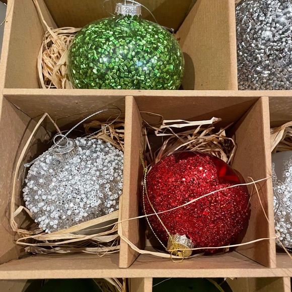 Kirkland’s Assorted Glitter Glass Ornaments - Picture 11 of 15